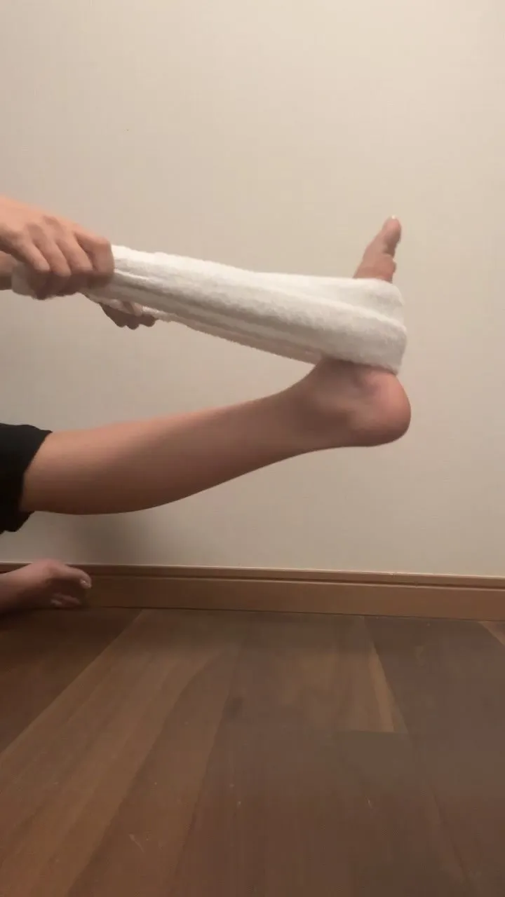 5分で足のむくみ解消ストレッチ♡